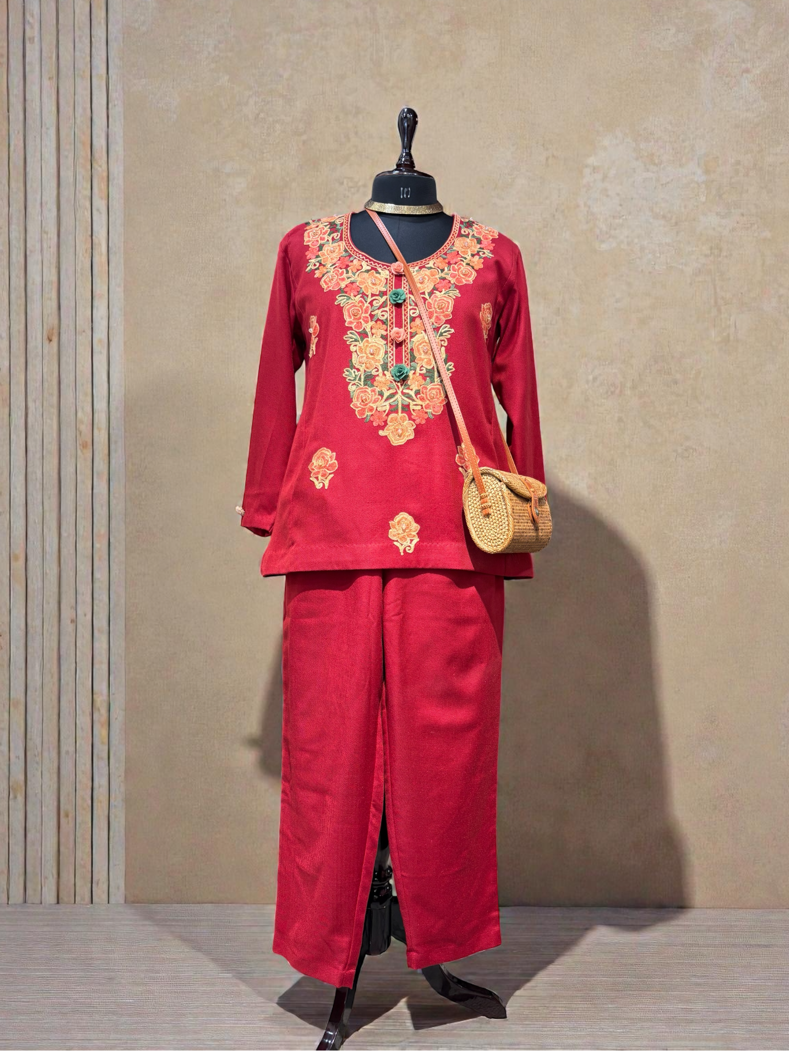 WOOLLEN MAROON CORD-SET